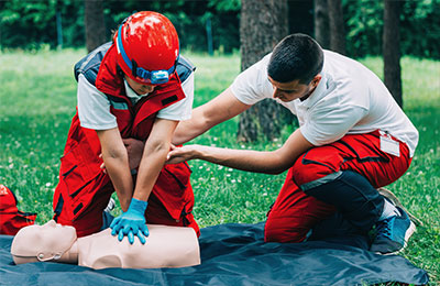 Advanced First Aid with CPR and Safe use of AED